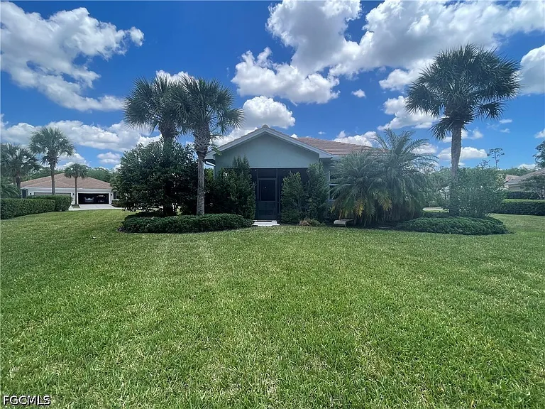 10640 Camarelle Cir — Photo 50