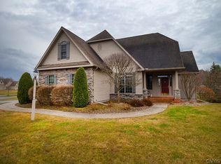 115 Gadwall Ln, Manlius, NY 13104