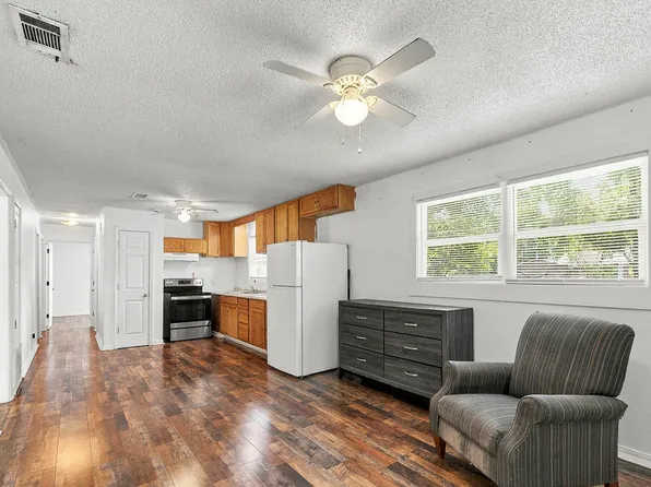 103 Oglesby Ave, Crestview, FL 32536