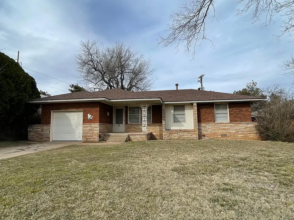 609 E Thornton Dr