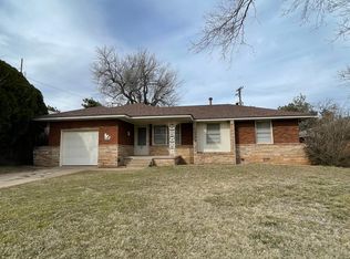 609 E Thornton Dr, Midwest City, OK 73110