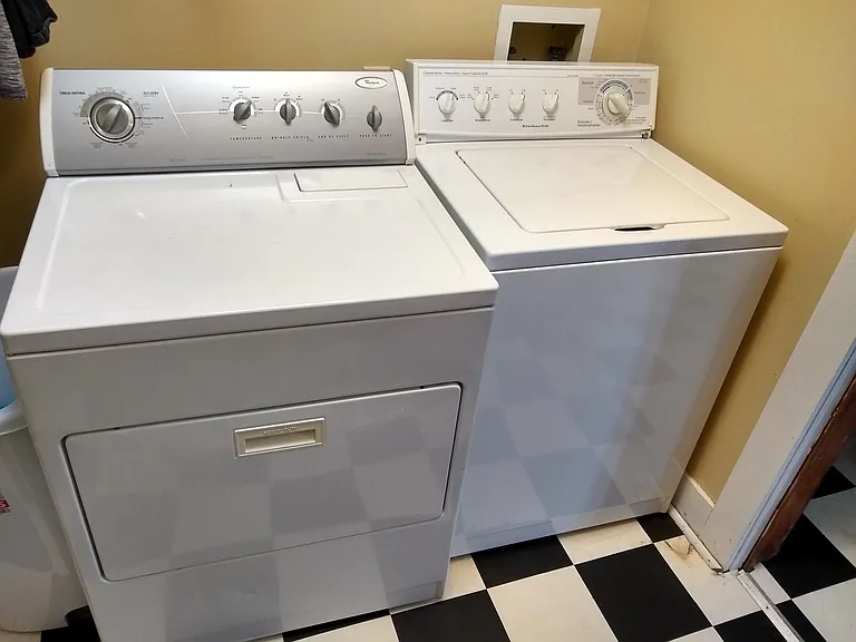 Washer/dryer comes with house
