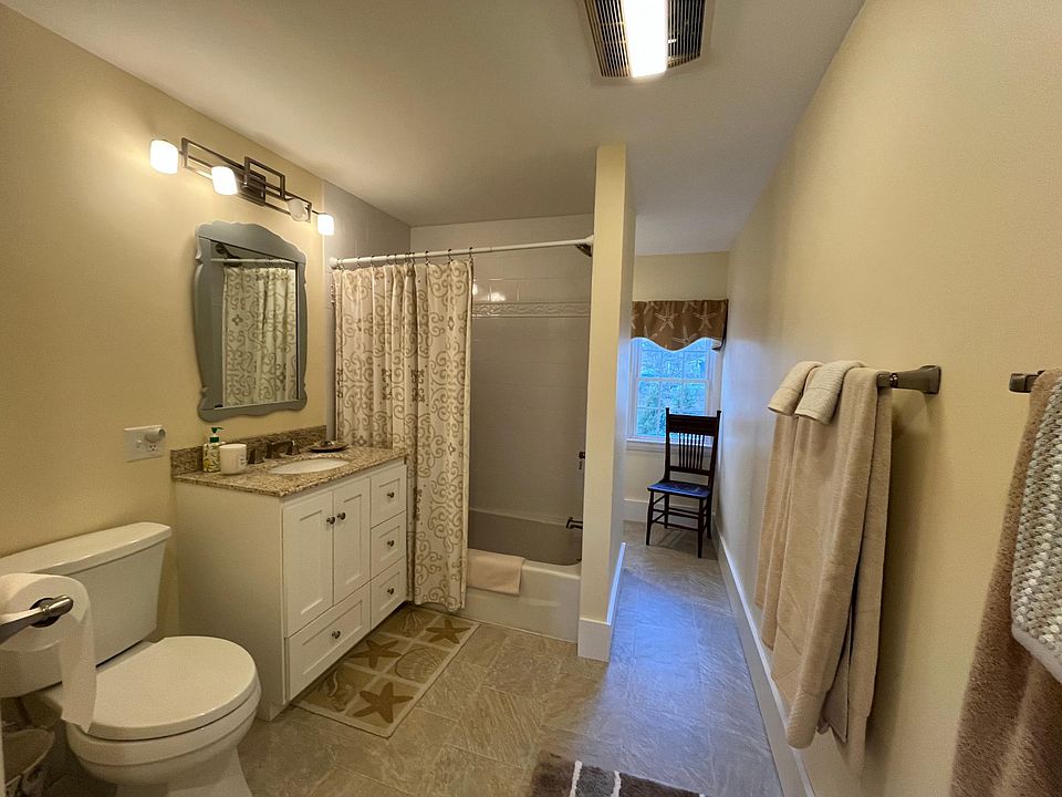 52 Mechanic St Rockland, ME Zillow