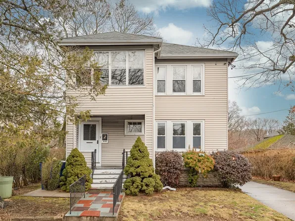 57 Knoll St, Roslindale, MA 02131