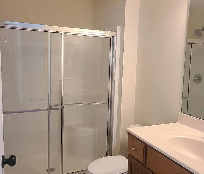 7801 Kensington Manor Ln — Photo 17