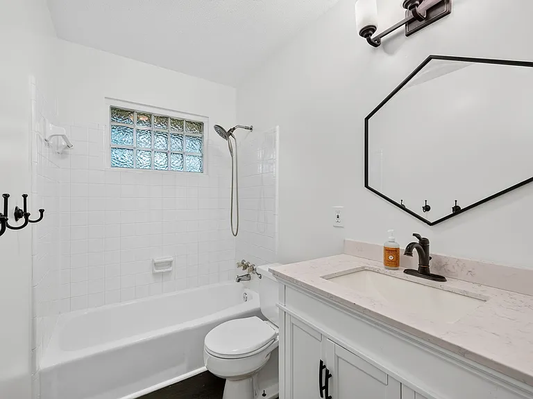 Full Bathroom - located just off of living room.