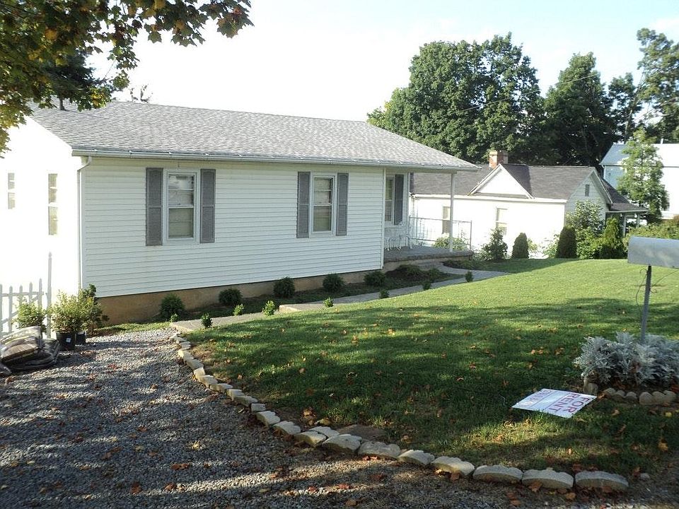 1st image of 423 Bradley St