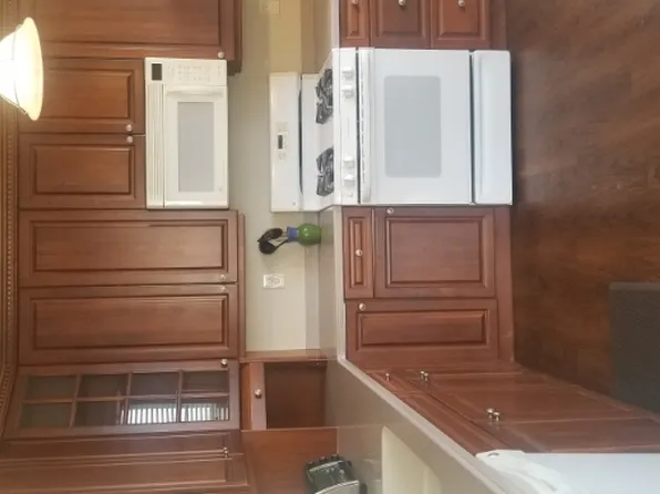 111 Shinnecock Dr, Manalapan, NJ 07726