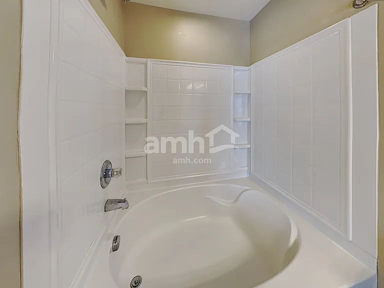 148 Bellfare Dr — Photo 13