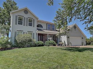 104 Rockhurst Dr SW, Cedar Rapids, IA 52404