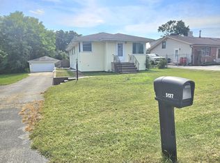 5137 160th St, Oak Forest, IL 60452