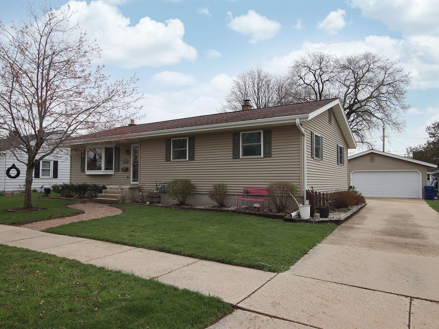 708 Maine Ave, Fond Du Lac, WI 54937 Zillow