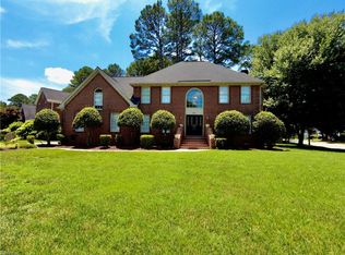 801 Pecan Forest Ct, Chesapeake, VA 23322