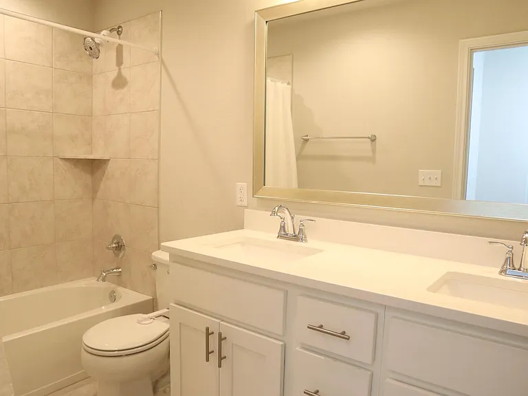 1609 Adobe Walls Way — Photo 10