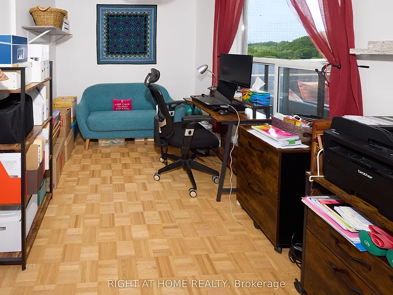 1535 Lakeshore Rd E #808 — Photo 5