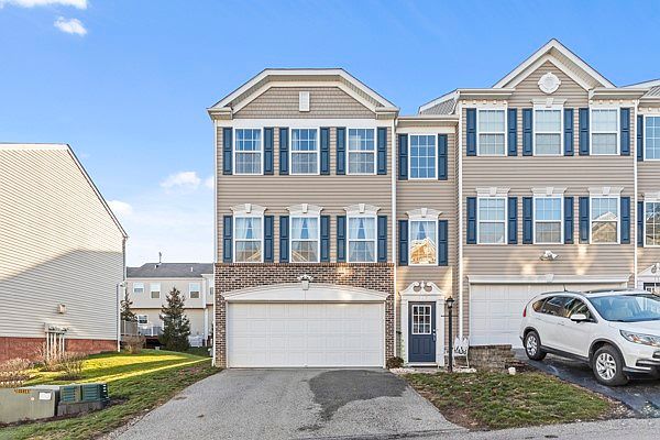1st image of 113 Alderwood Dr