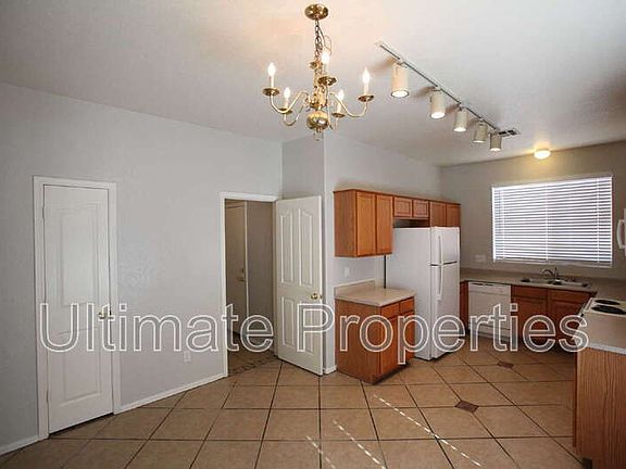 3rd image of 10445 W Palm Ln