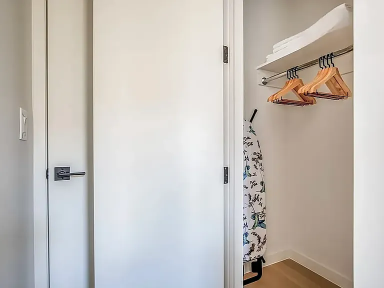 150 N 9th St #3R — Photo 12