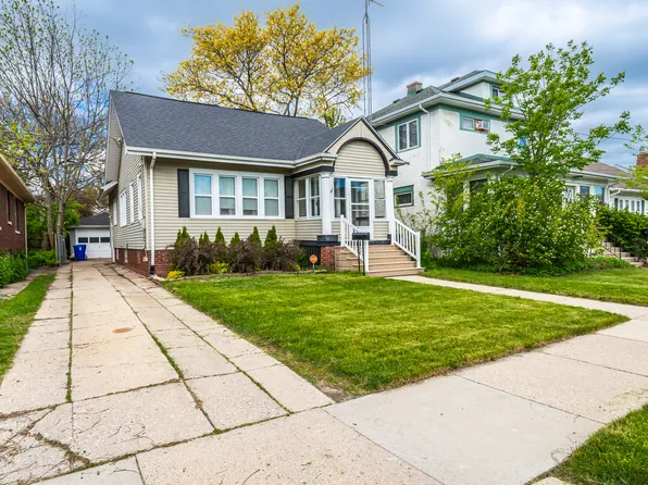 7404 23rd Ave, Kenosha, WI 53143