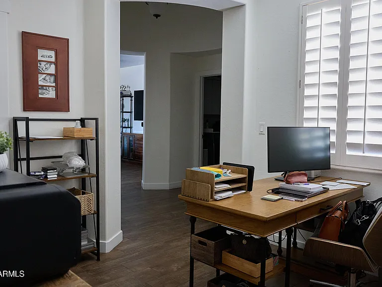 2447 W Memorial Dr — Photo 30