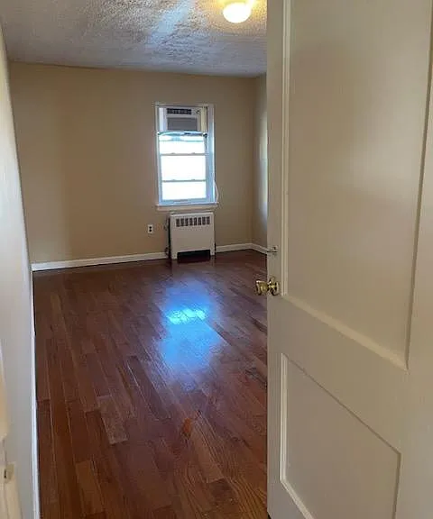 4838 Spruce St — Photo 9