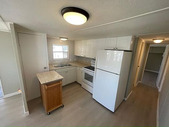 2nd image of 4125 Park St N #341