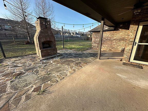 5th image of 564 Kingston Pl