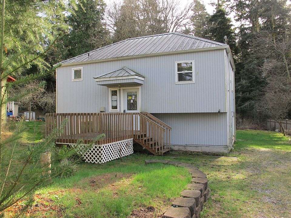 1st image of 1386 Admirals Dr