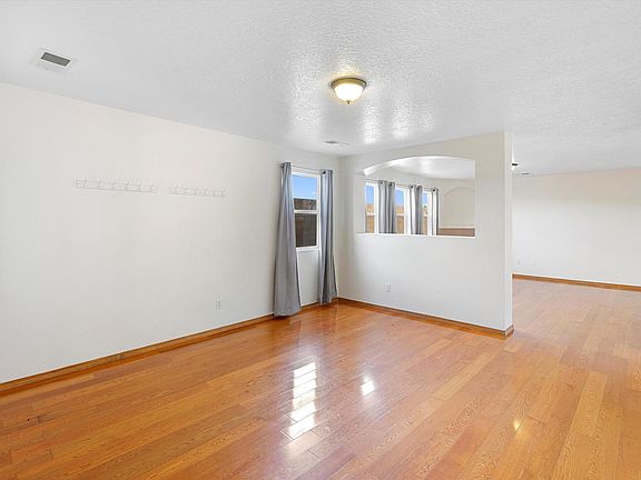 5th image of 9519 Valle Vidal Pl SW