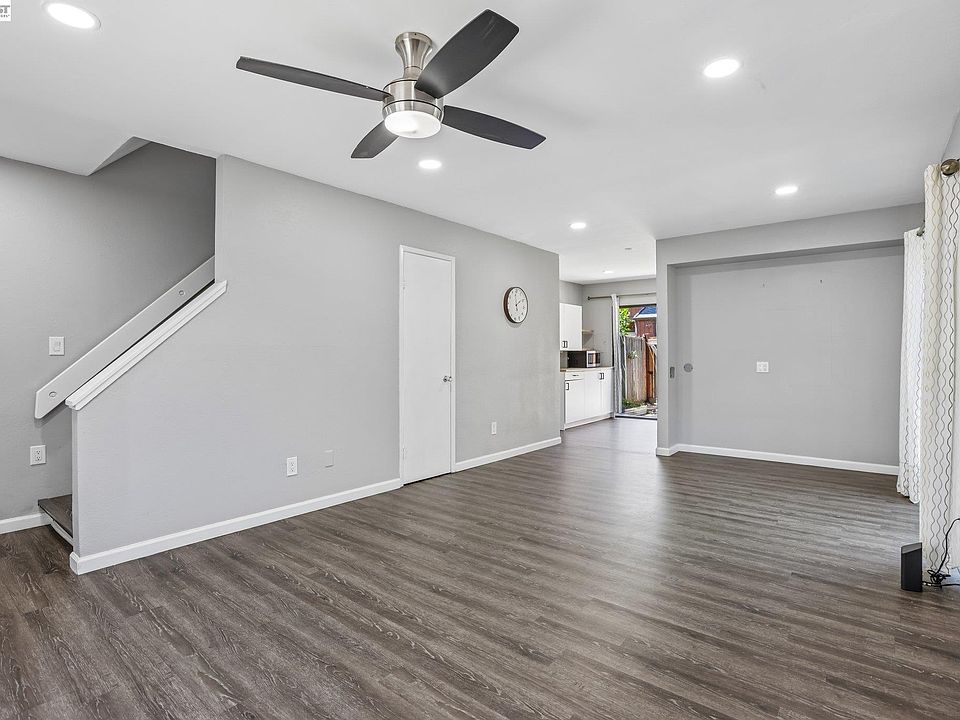 1st image of 38623 Cherry Ln APT 121