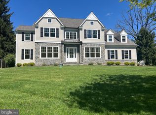 249 Dogwood Ln, Berwyn, PA 19312
