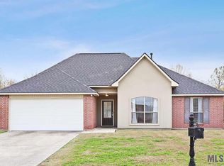 40403 Hawthorne Dr, Darrow, LA 70725