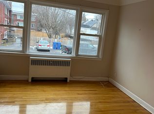 308 McArthur Ave #6, Ottawa, ON K1L6P2