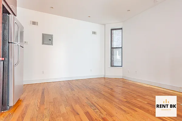 Rented by RENTBK LLC | media 5