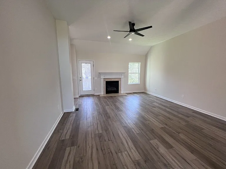 110 Koleberg Trl — Photo 13