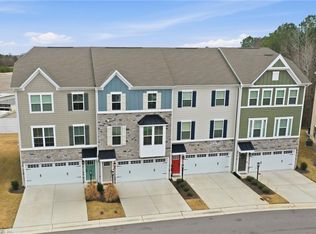 995 Gabion Way, Chesapeake, VA 23323