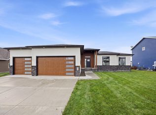 4328 23rd Ave S, Moorhead, MN 56560