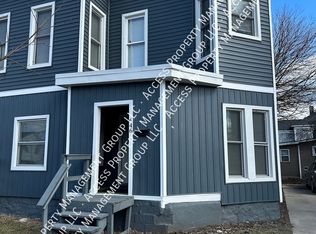 646 Broadway Ave NW, Grand Rapids, MI 49504