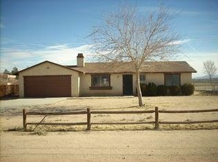 11637 Mohawk Rd, Apple Valley, CA 92308