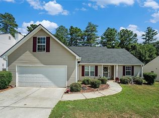 1872 Roxey Ln, Winder, GA 30680