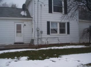 204 S Mackinaw St, Waldron, MI 49288