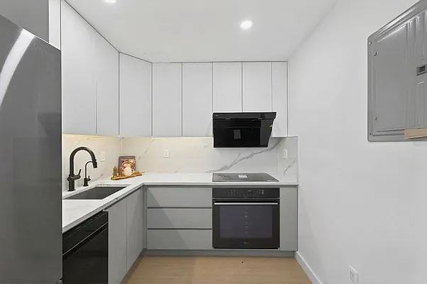 Kitchen, photo 2