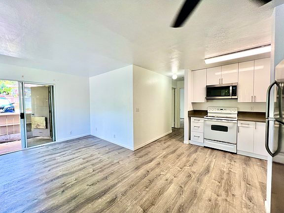3rd image of 95-510 Wikao St APT E101