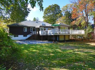 550 Dudley Rd, Newton, MA 02459