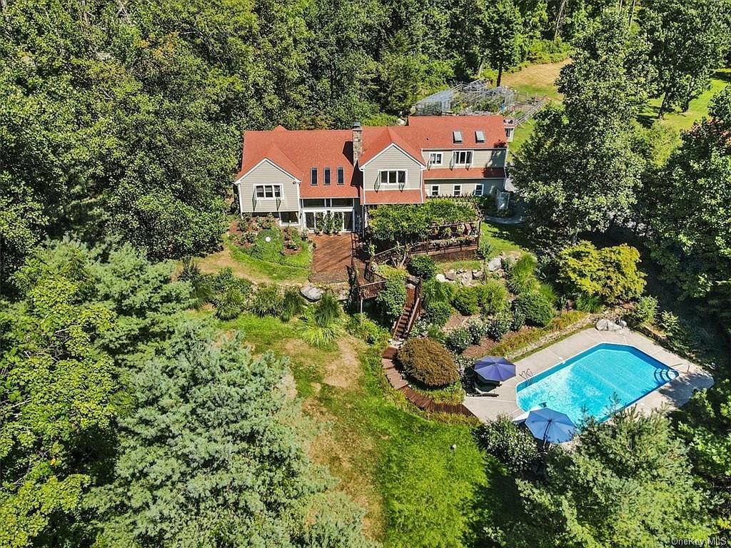 36 Chardavoyne Road, Warwick, NY 10990 MLS H6236626 Zillow