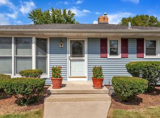 312 Lakeshore Dr, Battle Creek, MI 49015