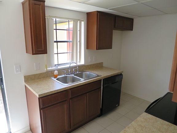5th image of 3247 Forest Oaks Ct