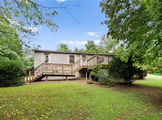 136 Bassett Rd, Clinton, PA 15026
