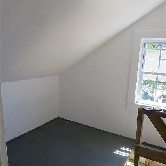 409 Hobart Ave #C — Photo 18