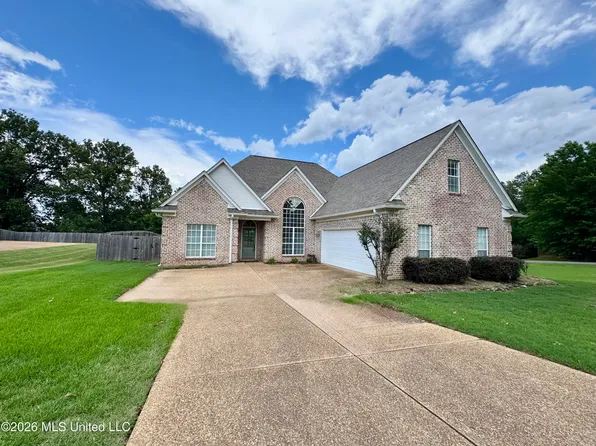 1868 Trapper Dr, Hernando, MS 38632